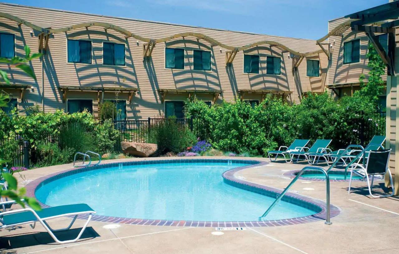 Hotel Doubletree By Hilton Napa Valley - American Canyon