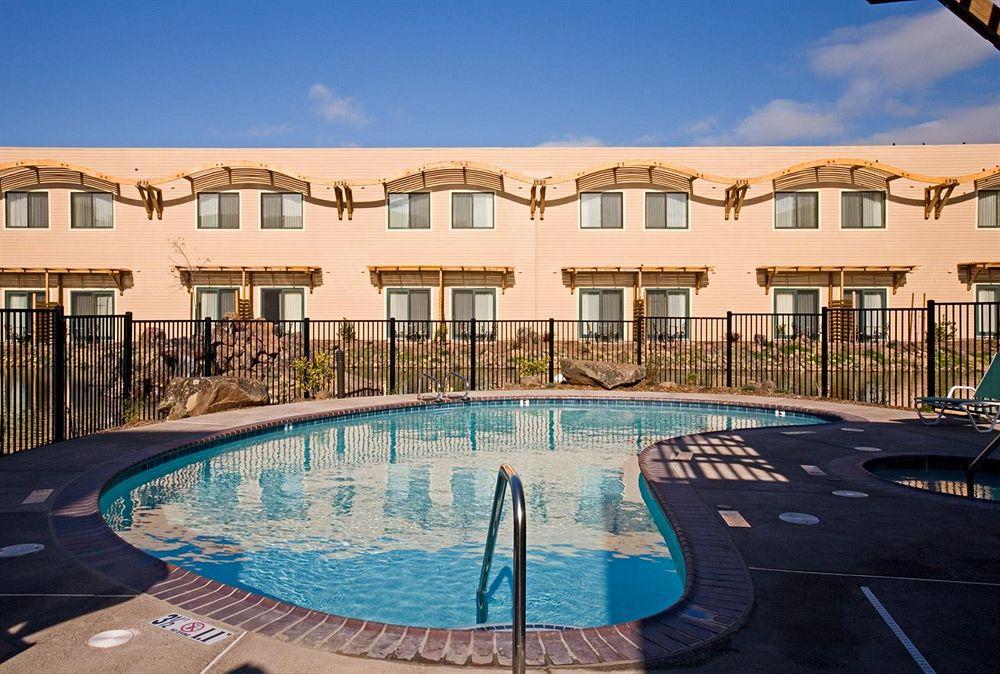 Doubletree By Hilton Napa Valley - 4*